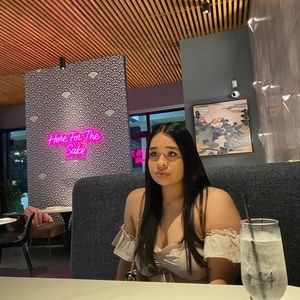 Meet your Posher, Ana